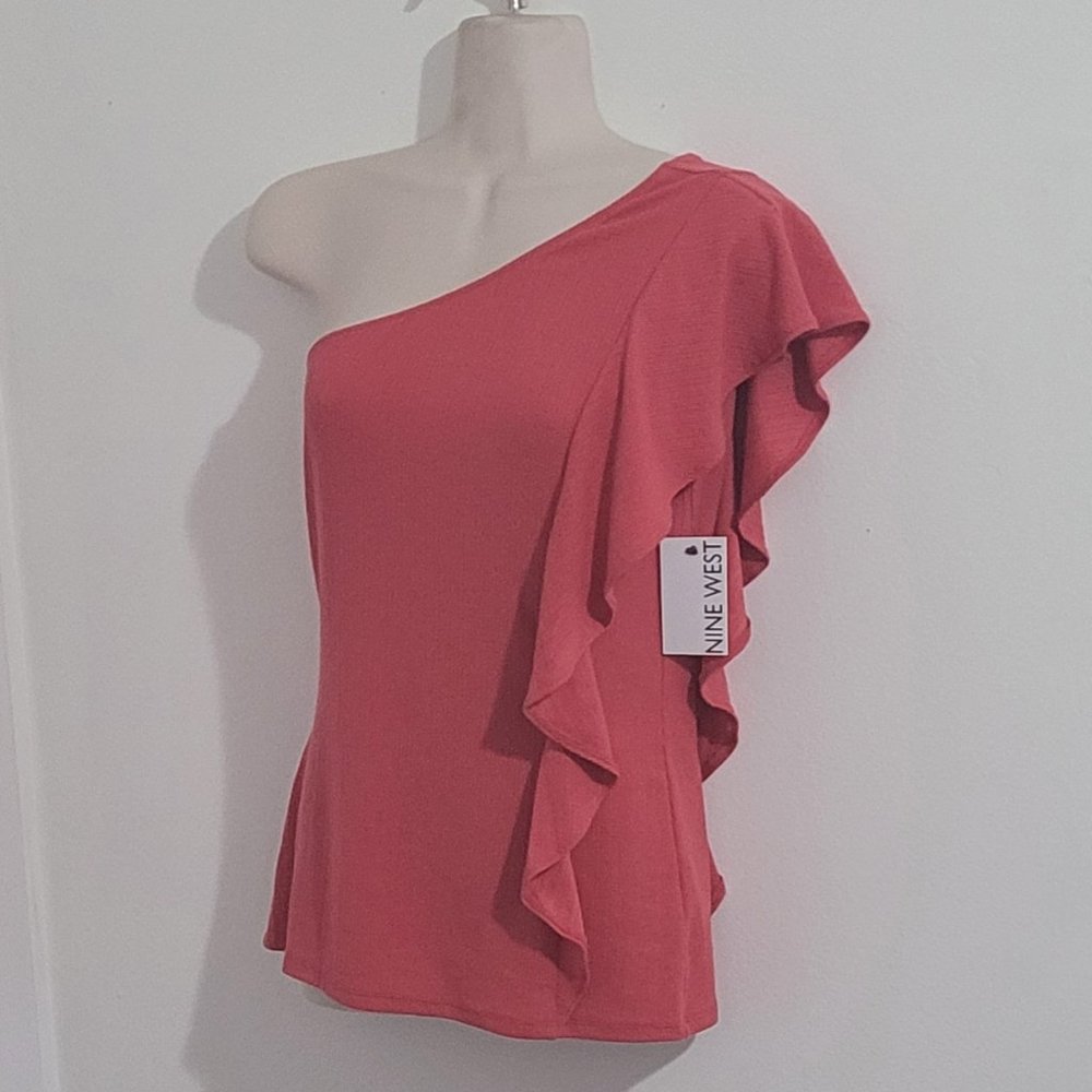 NINE WEST, assYmetric ruffle top, salmon, SMALL